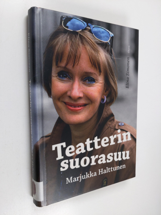 Elina Simonen : Teatterin suorasuu, Marjukka Halttunen