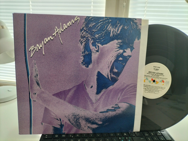 BRYAN ADAMS, S/T, LP CAN -87 UPEA KUNTO !!