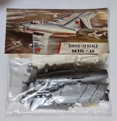 AIRFIX MIG-15 vanha "red stripe" koottava