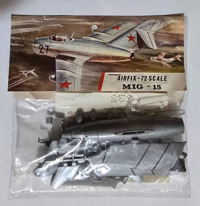 AIRFIX MIG-15 vanha "red stripe" koottava