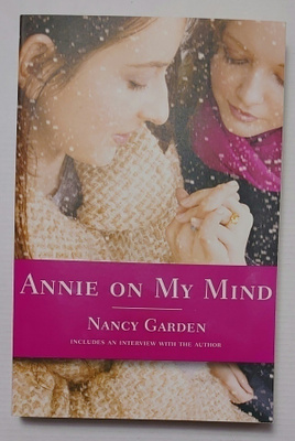 Nancy Garden - Annie on My Mind