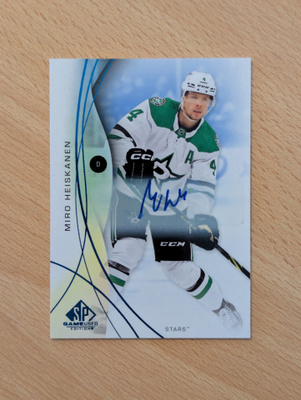 2024-25 SP Game Used Miro Heiskanen Blue Auto