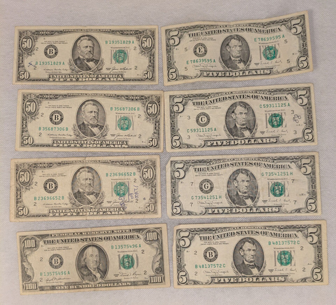 US dollareita 17 kpl, v. 1977 - 1995