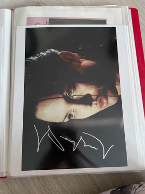 ANGELINA JOLIE NIMMARI SIGNATURE- HEAD HUNTER STORE.