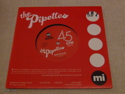 The Pipettes Dirty Minds 7 45i UK 2005 soittamaton