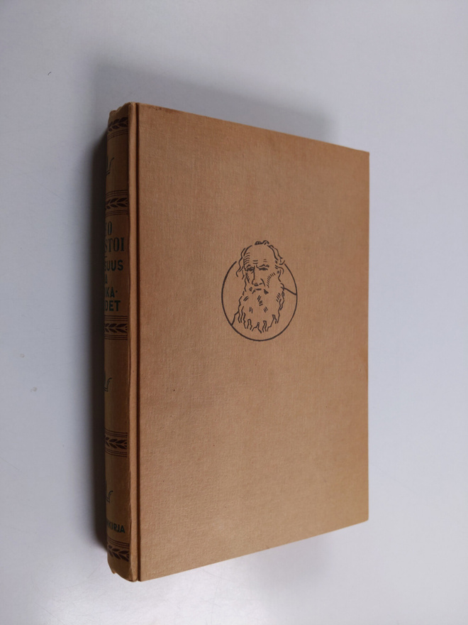 Leo Tolstoi : Lapsuus ja poikavuodet