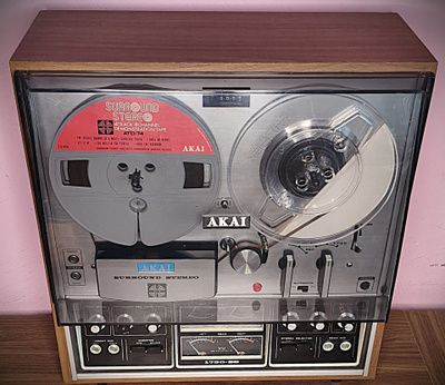 Harvinainen Akai 1730-SS nelikanava-kelanauhuri