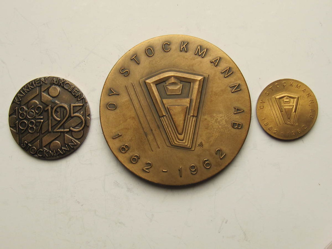 3 x Oy Stockmann Ab