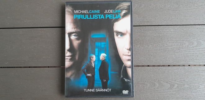 DVD: Pirullista Peliä (Michael Caine, Jude Law 2007)