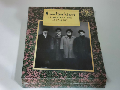 Alivaltiosihteeri - Virallinen DVD 1987-2007 - MUOVEISSA