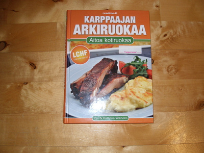 Kaksi kirjaa karppaajalle