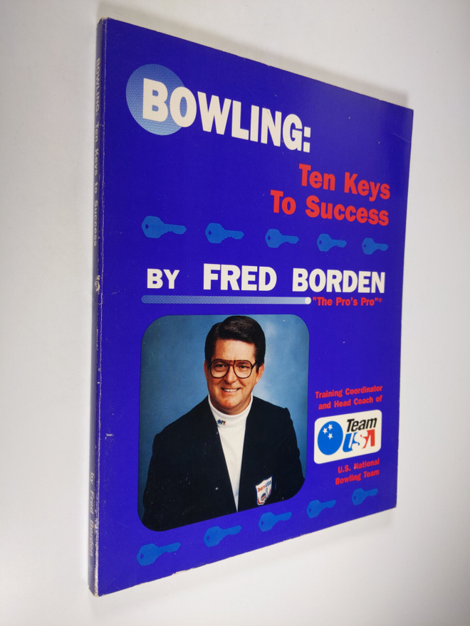 Jay Elias ym. : Bowling - Ten Keys to Success