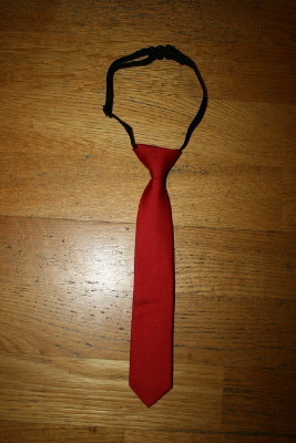 Pieni punainen kravatti / solmio n. 23 cm