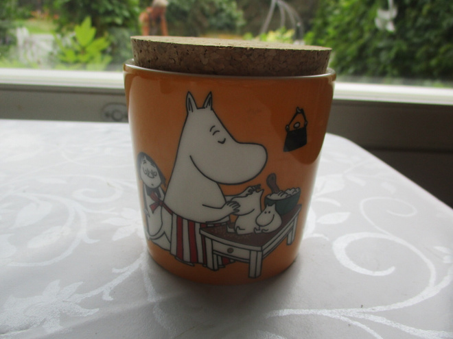 ARABIA MUUMI PURKKI MUUMIMAMMAN PÄIVÄ  2014-2015  3DL