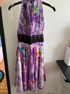 Violetti kukkamekko koko S, 36