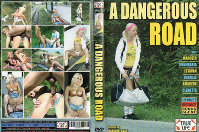 DANGEROUS ROAD (33 869) YOUNG GIRLS n. 2 h outdoor,hitchiker