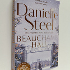 Danielle Steel : Beauchamp hall - pikkukuva 1