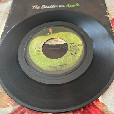 THE BEATLES: Hey Jude * Revolution * USA1968