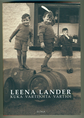 Leena Lander: Kuka vartijoita vartioi