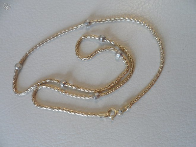 Kultainen kaulakoru 14K