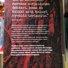 Bjørk: Minä matkustan yksin. 2016. 1.p. - pikkukuva 2