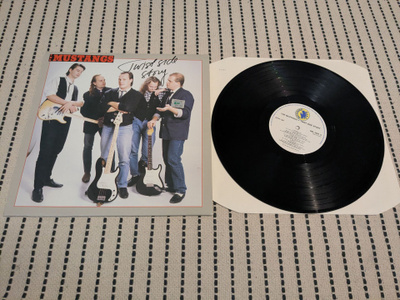 The Mustangs - Twist Side Story (BBL 2526)