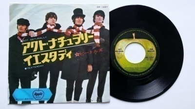 The Beatles Act Naturally Japani 7" sinkku AR-1437 Apple