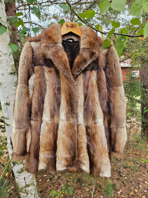 Vintage piisami turkki, Suomalaista käsityötä