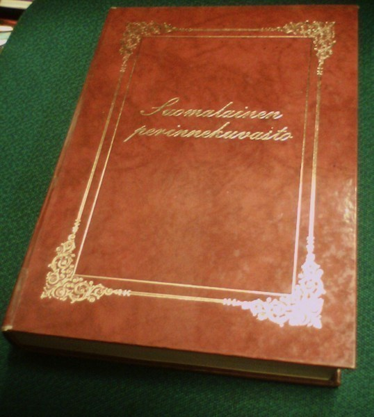 SUOMALAINEN PERINNEKUVASTO (1.p.1980) Sis.postikulut