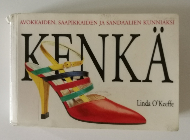 Linda O'Keeffe, KENKÄ, Kirja kengistä
