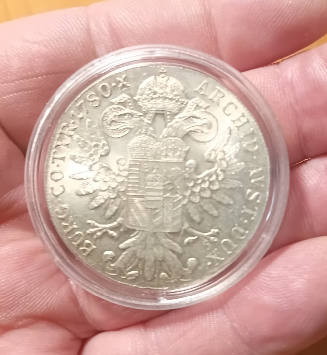 Myydään Maria Theresa taaleri kolikko
