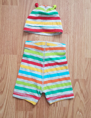 Uudet H&M shortsit ja myssy koko 56 cm