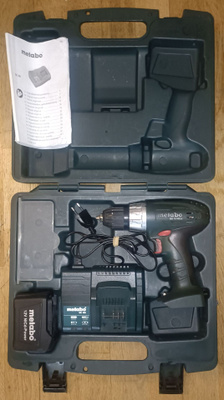 Metabo BS12NICD Akkuporakone & Salkku (Viallinen)