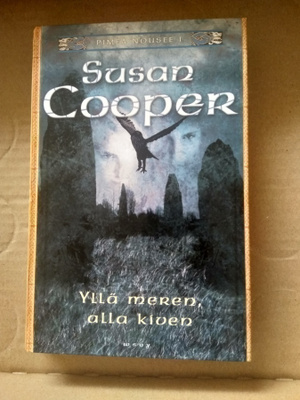 Susan Cooper : Yllä meren, alla kiven