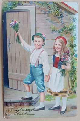 Lapset ovella onnittelemassa, p. 1910