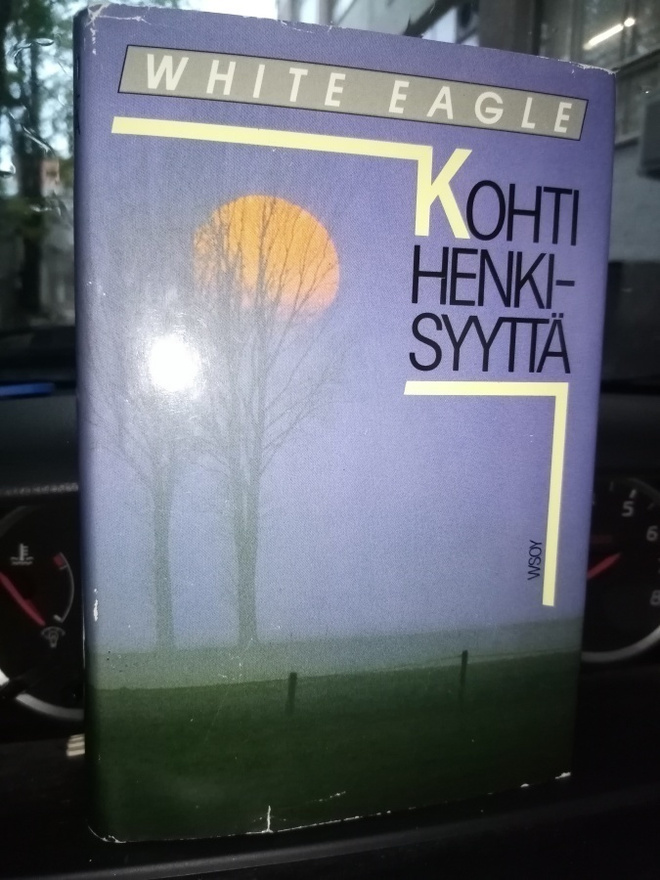 White Eagle :  Kohti henkisyyttä ( SIS POSTIKULU)
