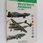 Enzo Angelucci ym. : World War II Airplanes - pikkukuva 1