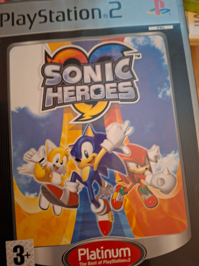 PS2 Sonic Heroes + kotelo ja ohjeet