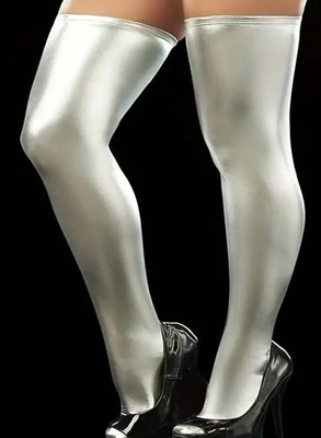 Metallic silver pitkät sukat one size