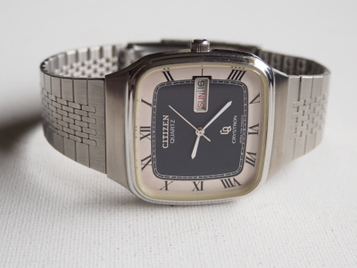 Citizen Crystron Quartz 80 luvulta,postikuluineen pakettina.