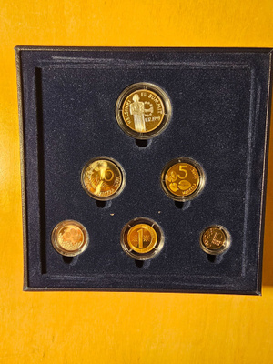 Erittäin harvinainen vuoden 1999 rahasarja PROOF-laatuisena