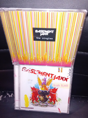 2 kpl CD : Basement Jaxx ( SIS POSTIKULU )