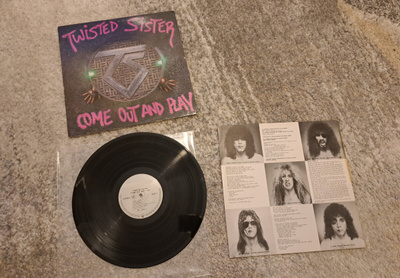 Twisted Sister – Come Out And Play lp