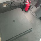 PS4 pelipaketti 2 ohjainta ja pelejä - pikkukuva 1