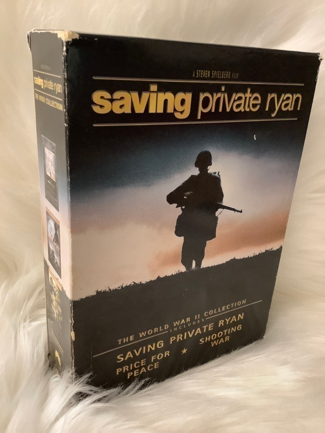 PELASTAKAA SOTAMIES RYAN   (WORLD WAR II COLLECTION) BOXI