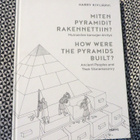 MITEN PYRAMIDIT RAKENNETTIIN?   Suomi / English - pikkukuva 1