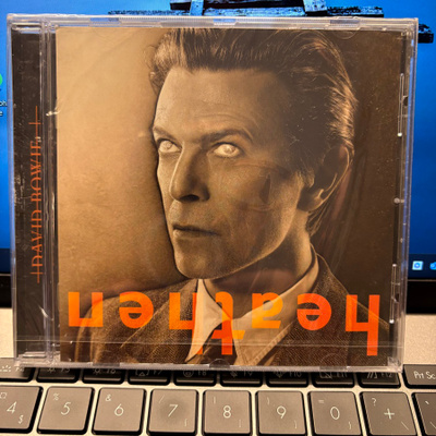 DAVID BOWIE - Heathen cd (originaali, yhä muoveissa)