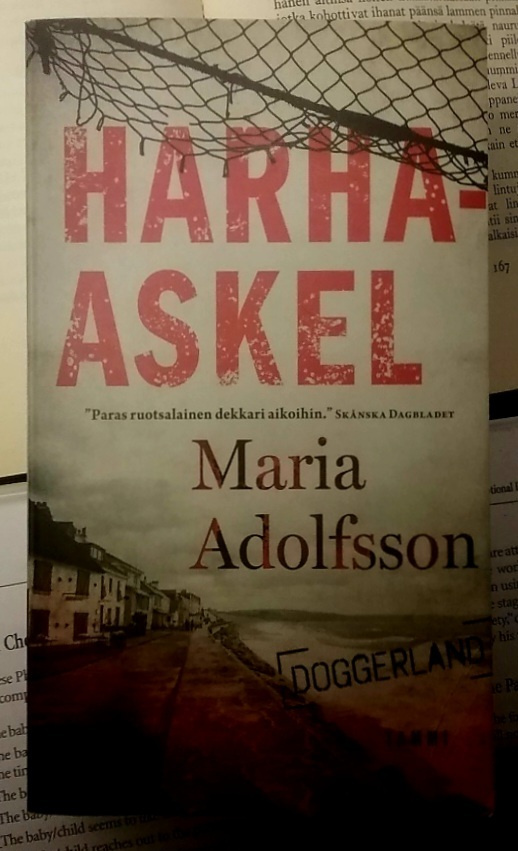 Maria Adolfsson - Harha-askel (pokkari)