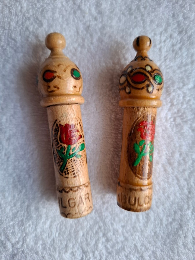 2 kpl. Bulgarian ROSE OIL Perfume Wood Box Hand made
