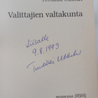 Tuulikki Ukkola : Valittajien valtakunta (signeerattu, te... - pikkukuva 3